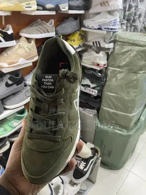 Sun68 Tom Suede