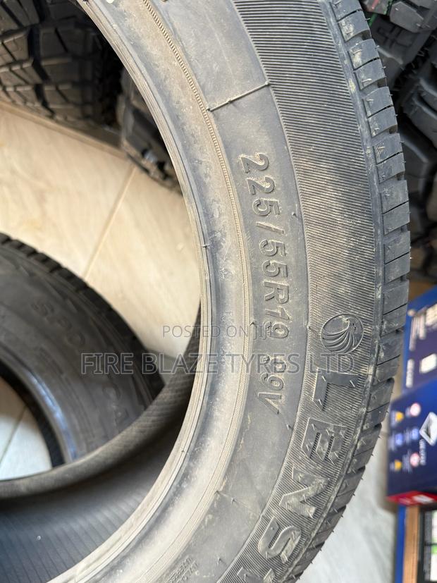 225/55r19 Lenston Tire - thumbnail 4
