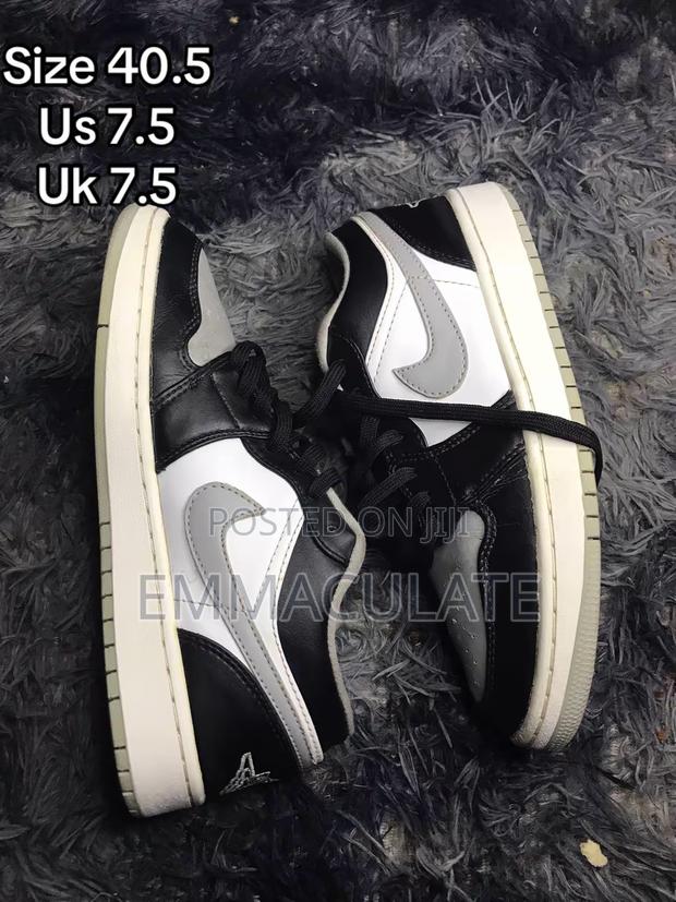 Shoe Thrift - main view