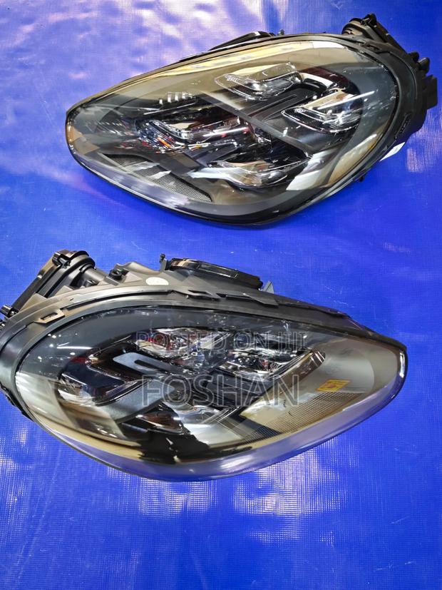 Porsche Cayenne Headlamp Matrix Design