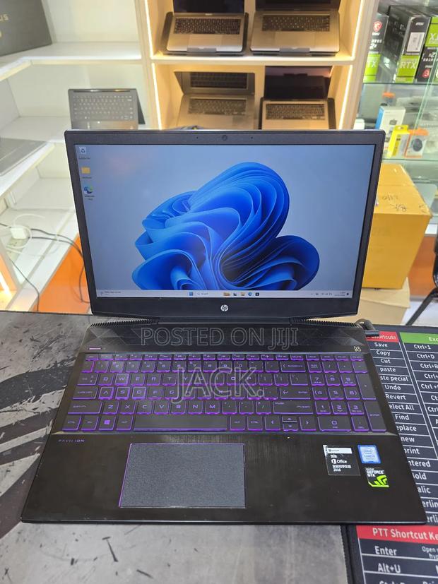 Laptop HP Pavilion 15 16GB Intel Core i5 SSD 512GB - main view