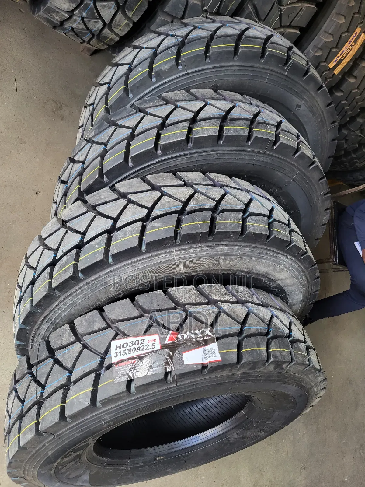 315/80r22.5 Oneyx