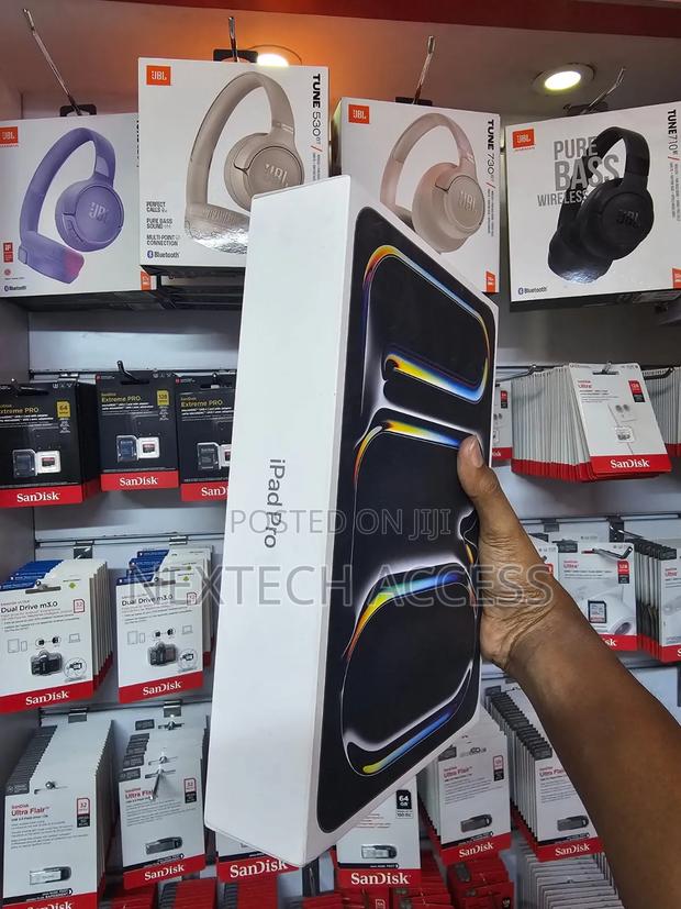 New Apple iPad Pro 256 GB Black - main view