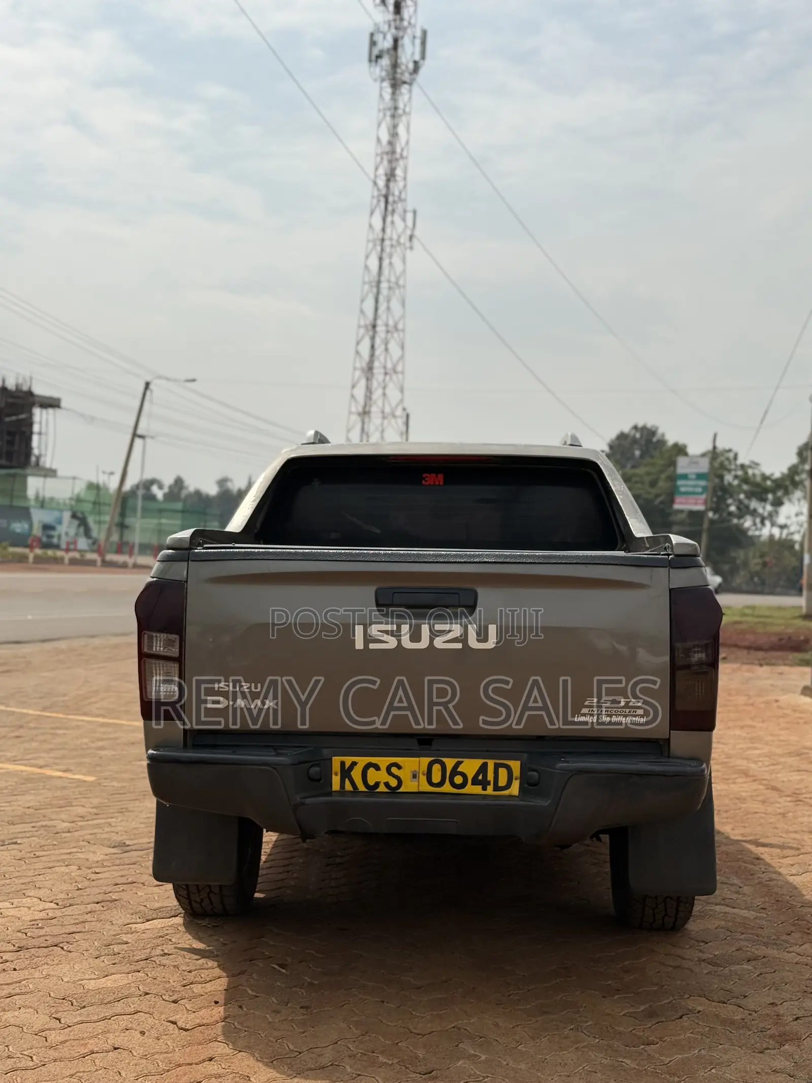 Isuzu D-MAX 2018 Gray