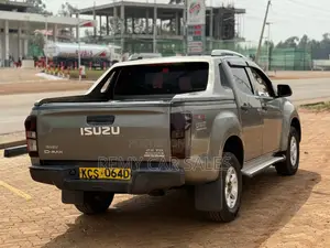 Isuzu D-MAX 2018 Gray