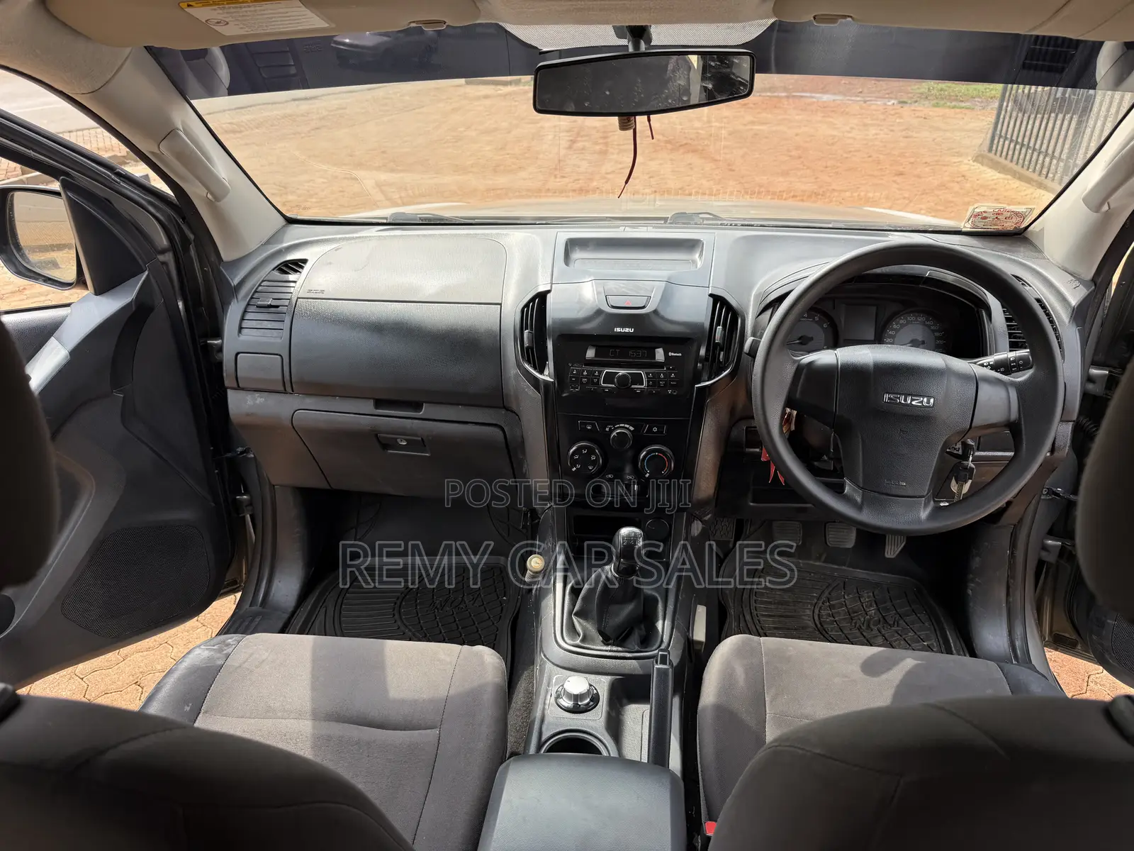 Isuzu D-MAX 2018 Gray