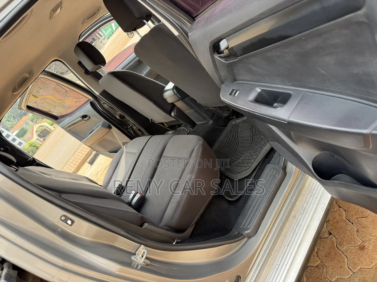 Isuzu D-MAX 2018 Gray