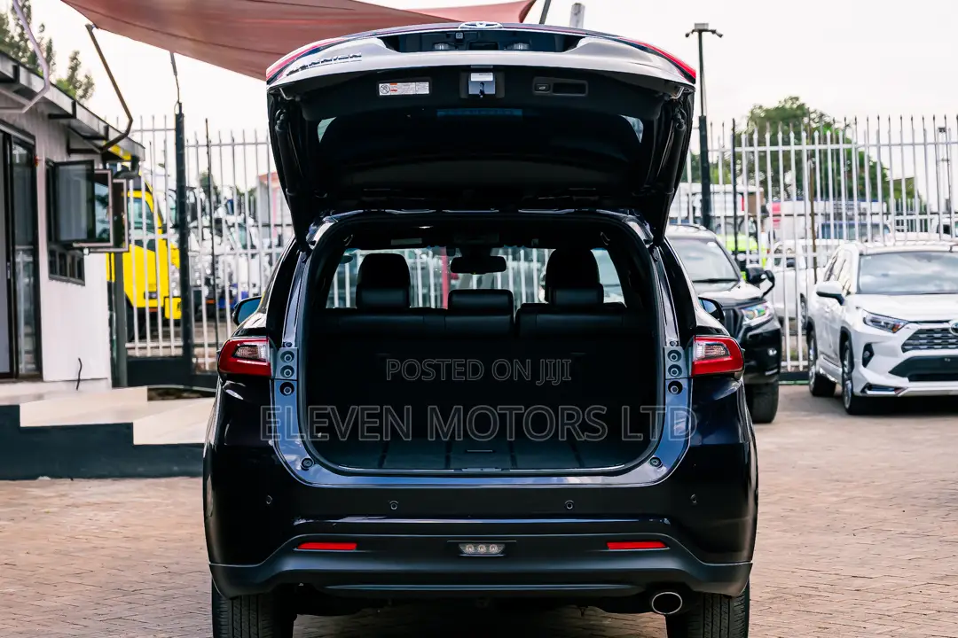 Toyota Harrier 2019 Black
