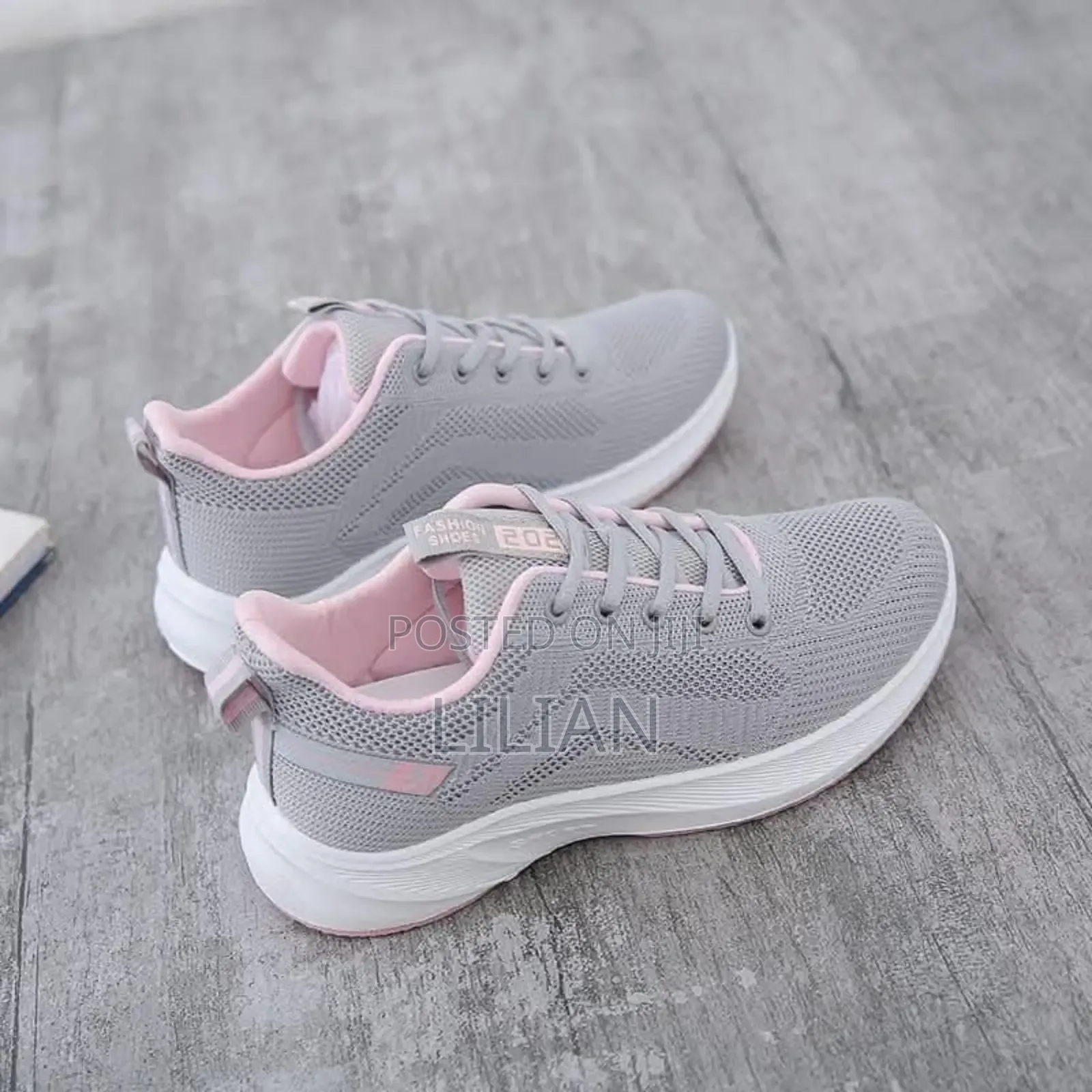 Unisex Sneakers