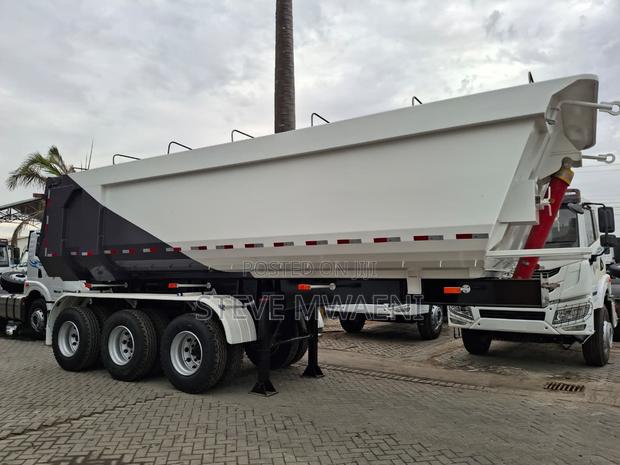 Tipping Trailer - thumbnail 2