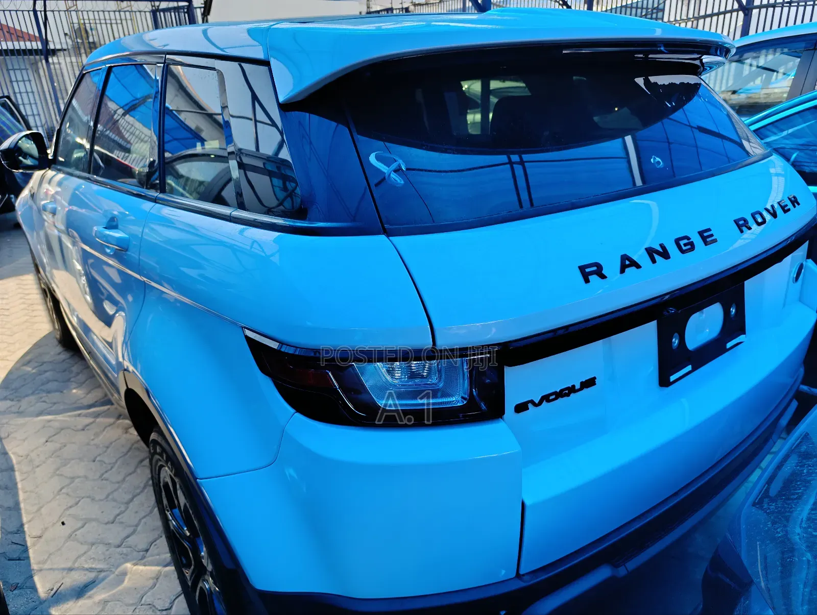 Land Rover Range Rover Evoque HSE 4x4 5-Door 2018 White