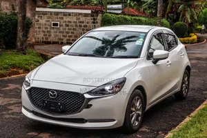 Mazda 2 2020 White