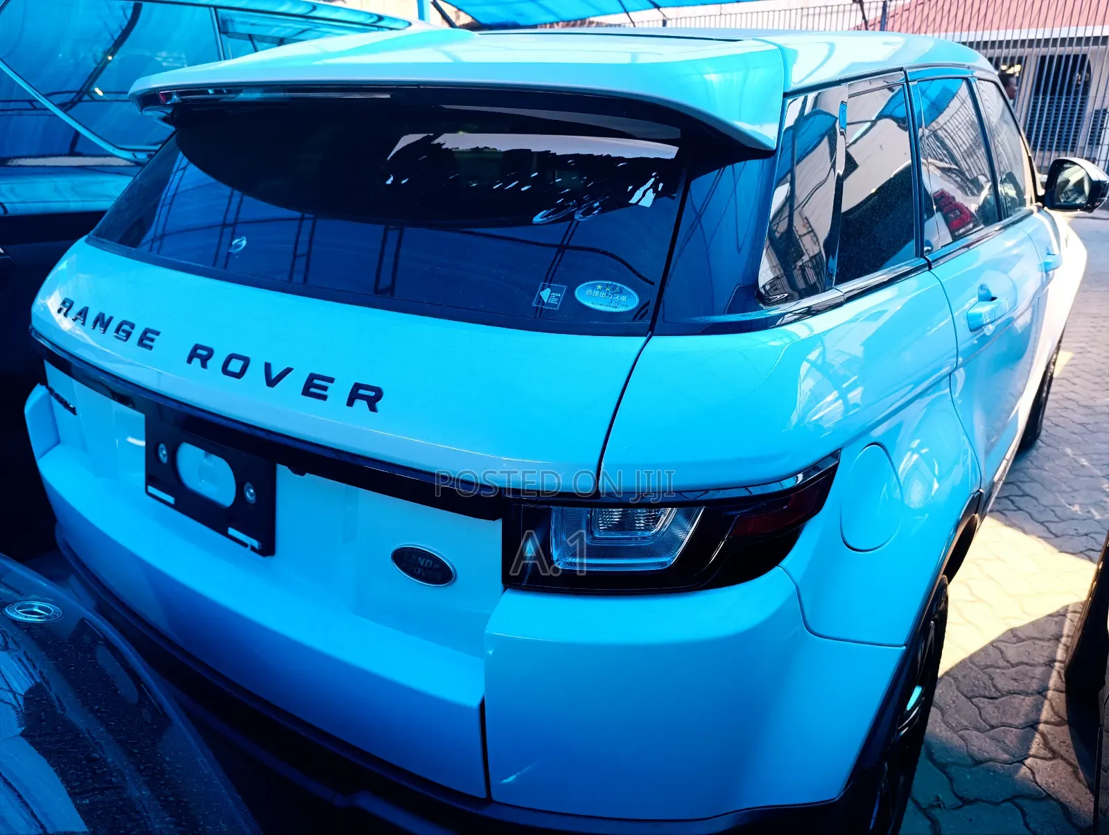 Land Rover Range Rover Evoque HSE 4x4 5-Door 2018 White