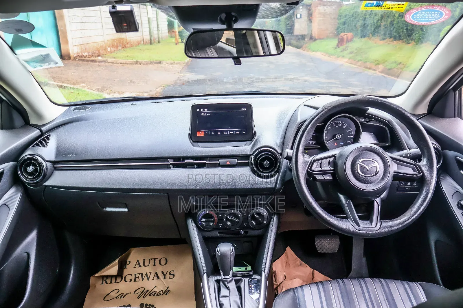 Mazda 2 2020 White