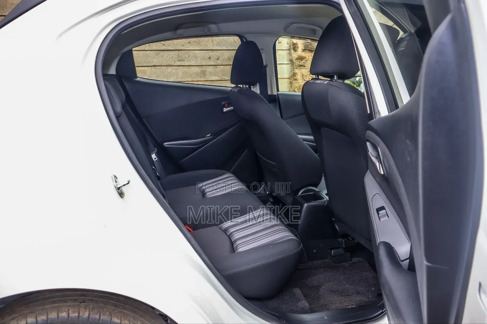 Mazda 2 2020 White
