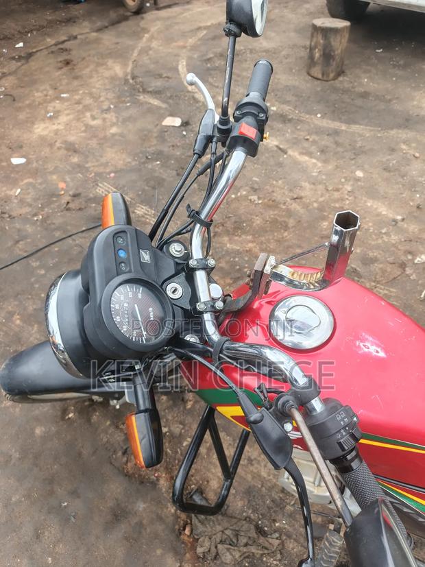 Honda CBR 2023 Red - main view