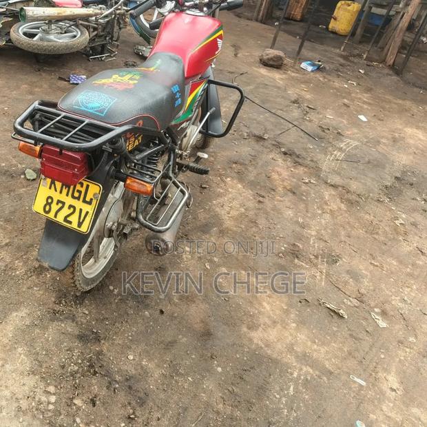 Honda CBR 2023 Red - thumbnail 4