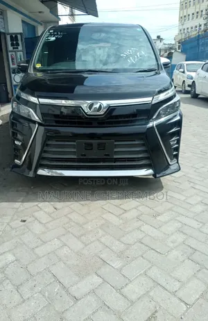 Toyota Voxy 2018 Black