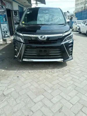 Toyota Voxy 2018 Black