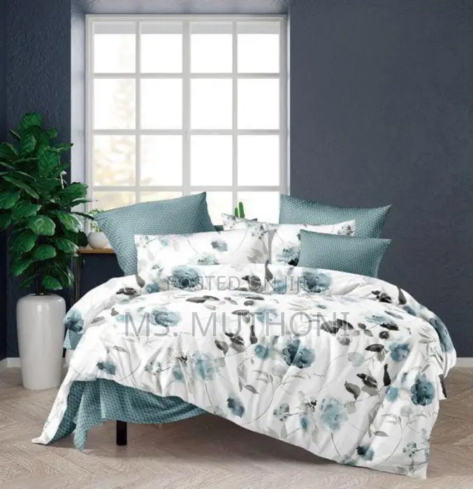 Size 6×7 * Quality Binded Duvet Set.*