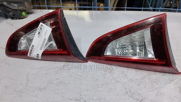 Mazda Demio Bootlights