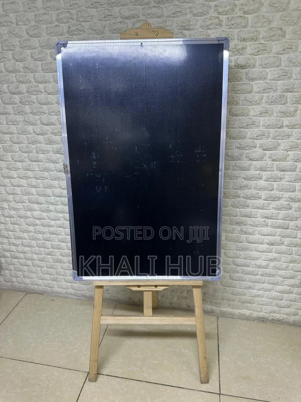Blackboard With Stand, Adjustable for Classroom and Office Use