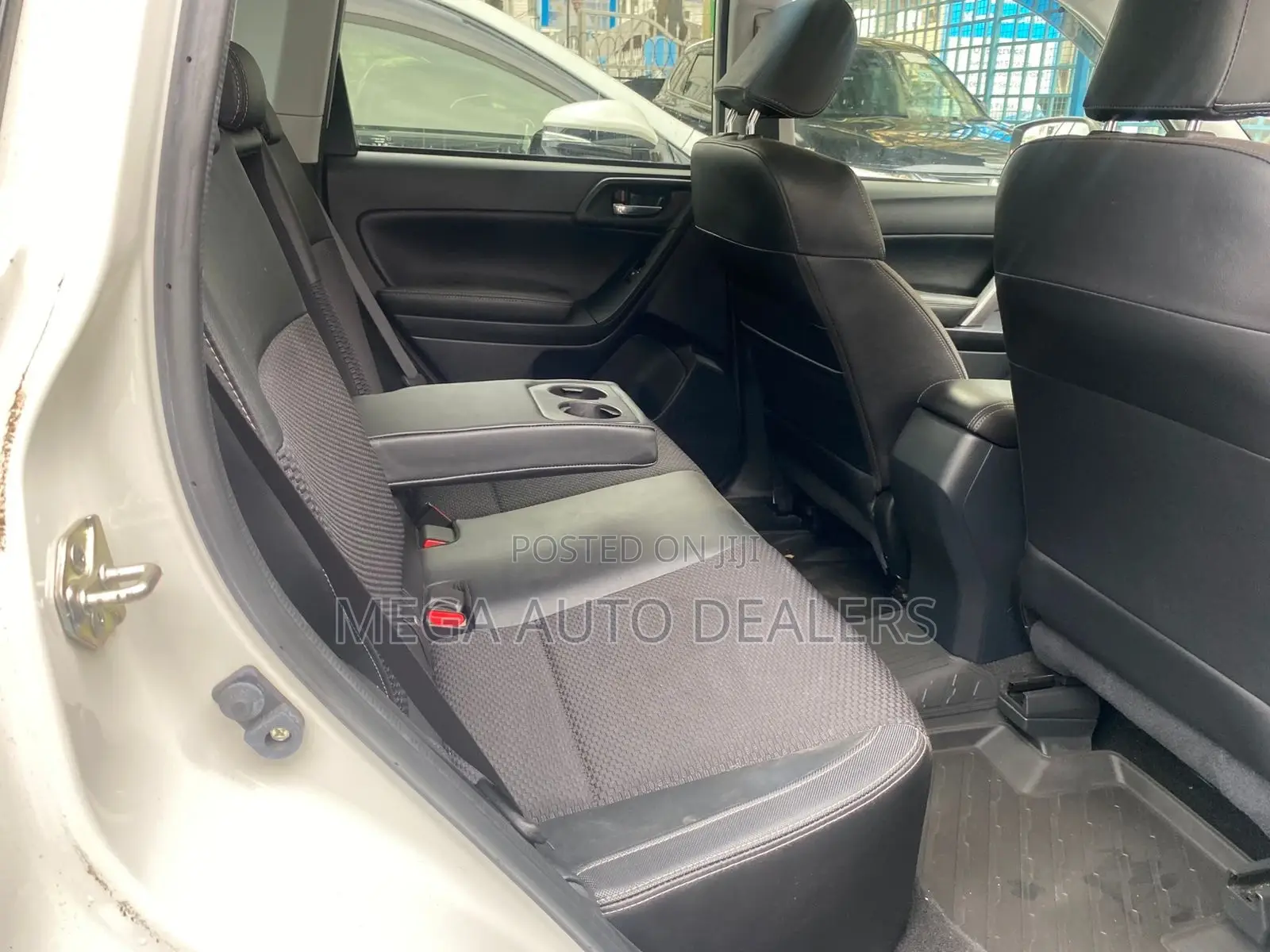Subaru Forester 2018 White