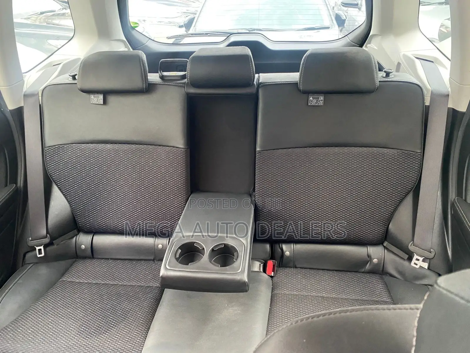 Subaru Forester 2018 White