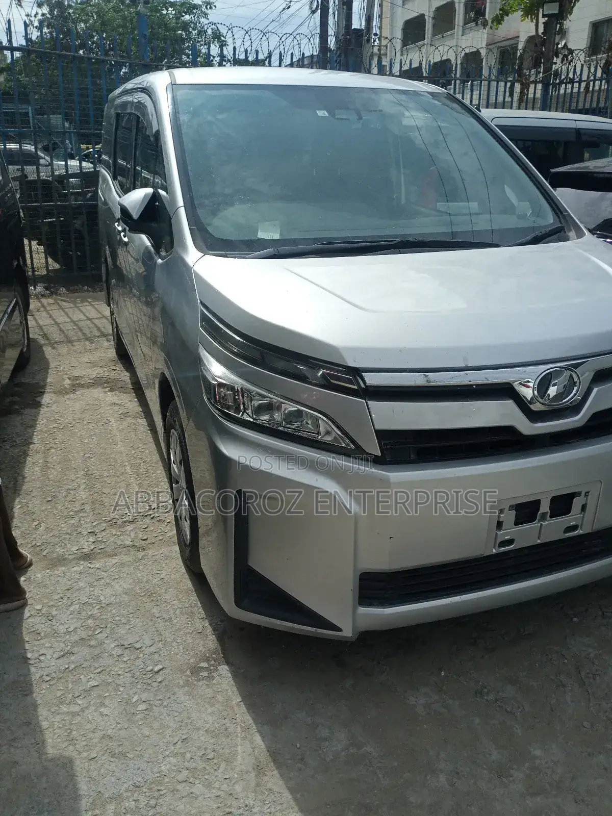 Toyota Voxy 2019 Silver