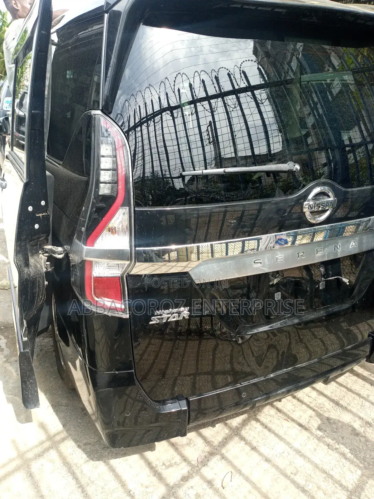 Nissan Serena 2018 Black
