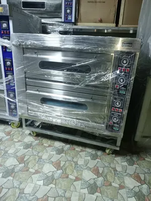 Commercial Electric Oven With a Two-Deck, Four-Tray