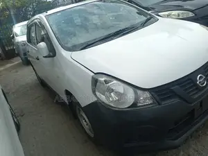 Nissan NV1500 2018 White