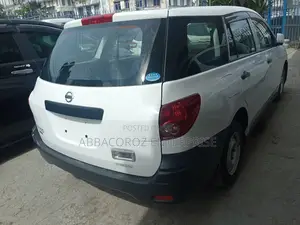 Nissan NV1500 2018 White