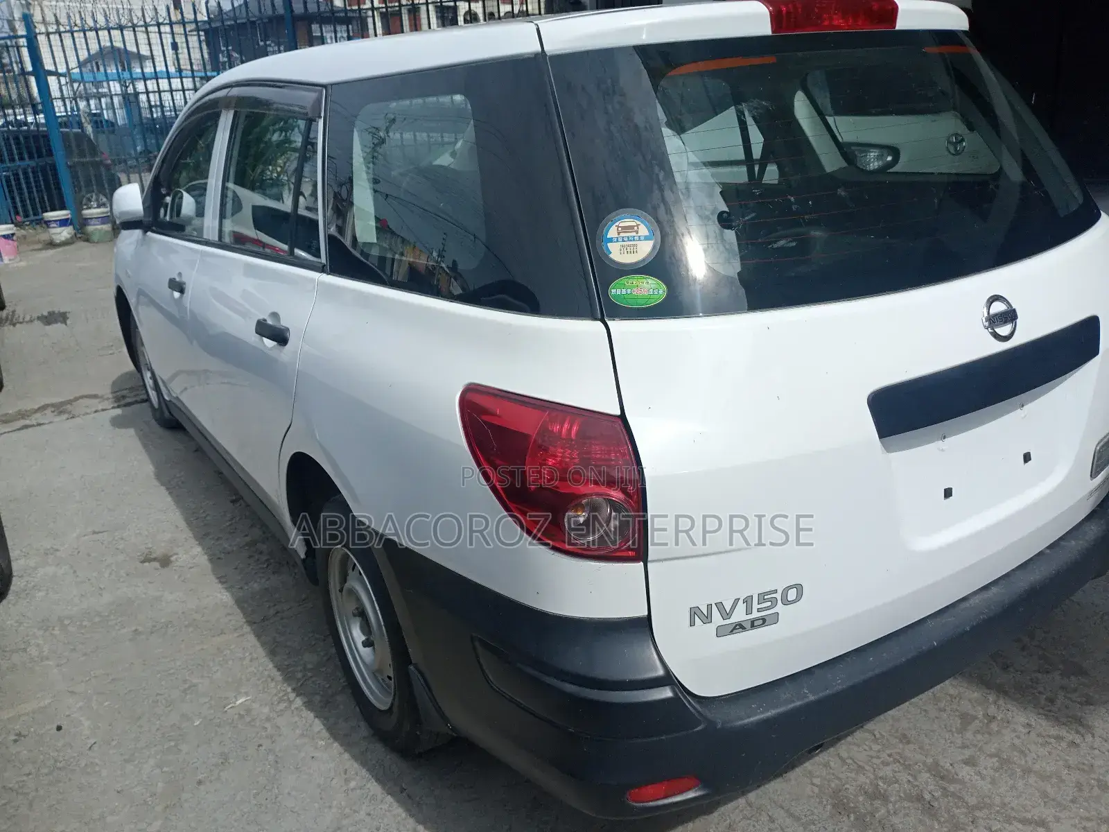Nissan NV1500 2018 White