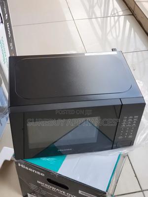 Hisense 20 L Compact Digital Microwave – Multi-Function Cooking - main view