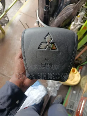 Mitsubishi Outlander Sport Airbag
