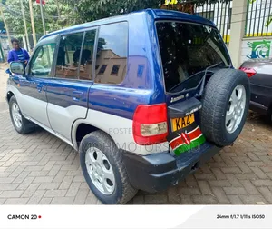 Mitsubishi Pajero 2003 Blue