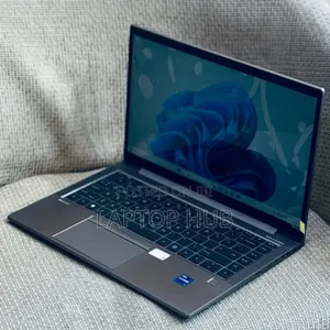 Laptop HP ZBook Firefly 14 G7 16GB Intel Core i7 SSD 512GB