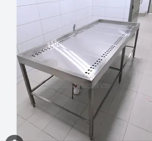Stainless Steel Table Designed for Washing