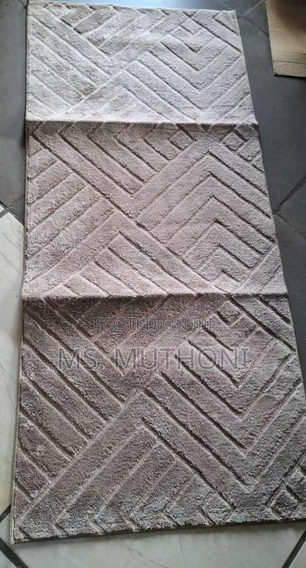 Geometric Patterned Bedside Rug (180cm by 80cm. ) - thumbnail 8
