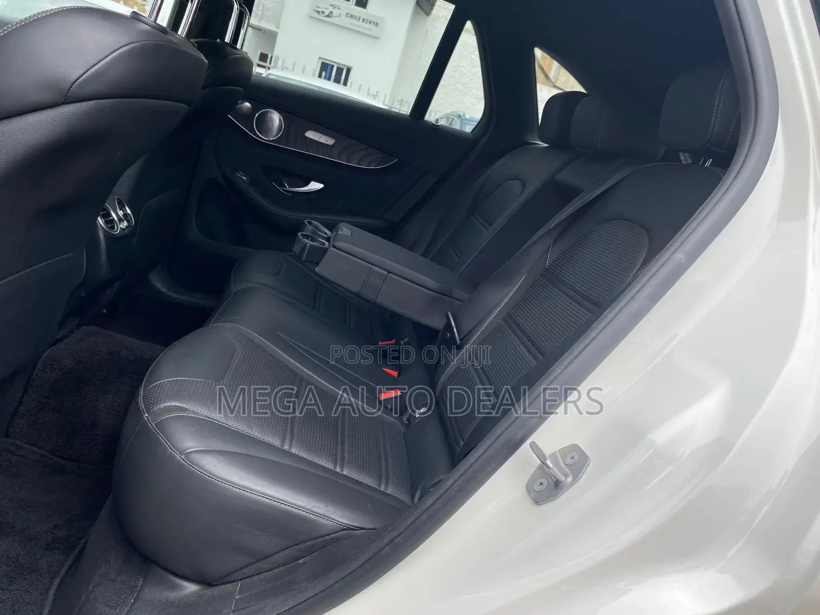 Mercedes-Benz GLC-Class 2019 White