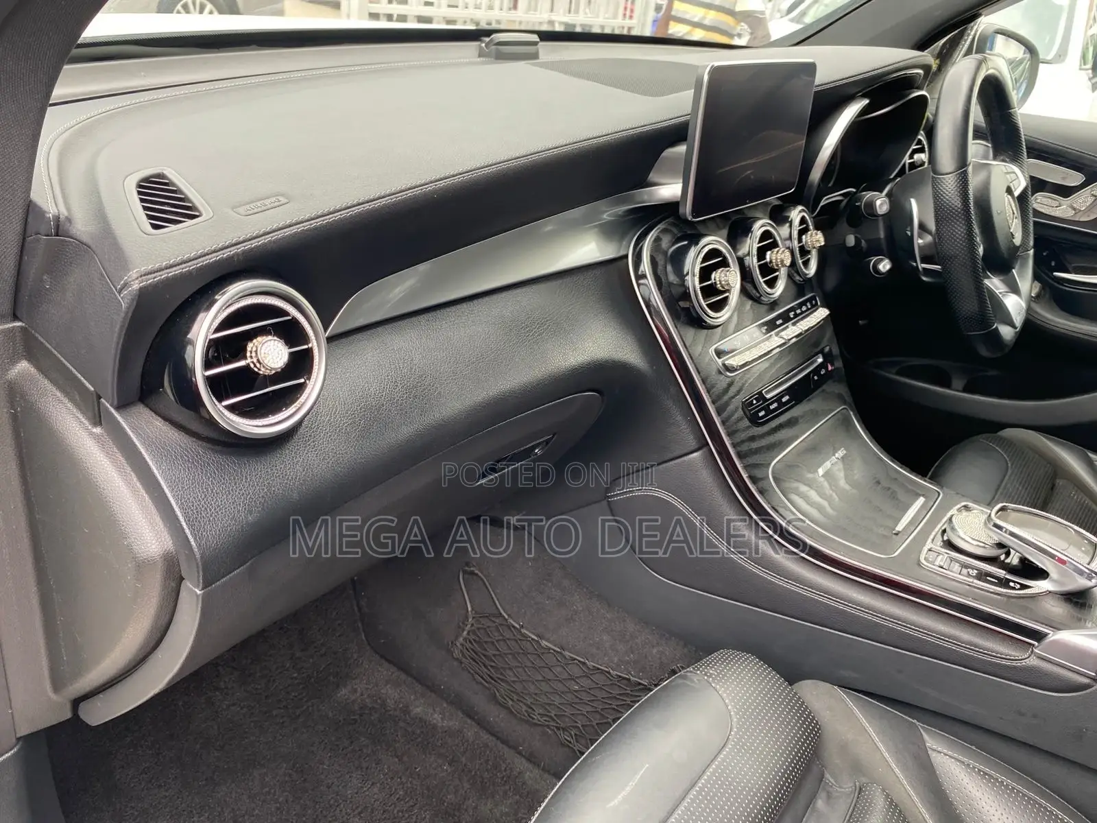 Mercedes-Benz GLC-Class 2019 White