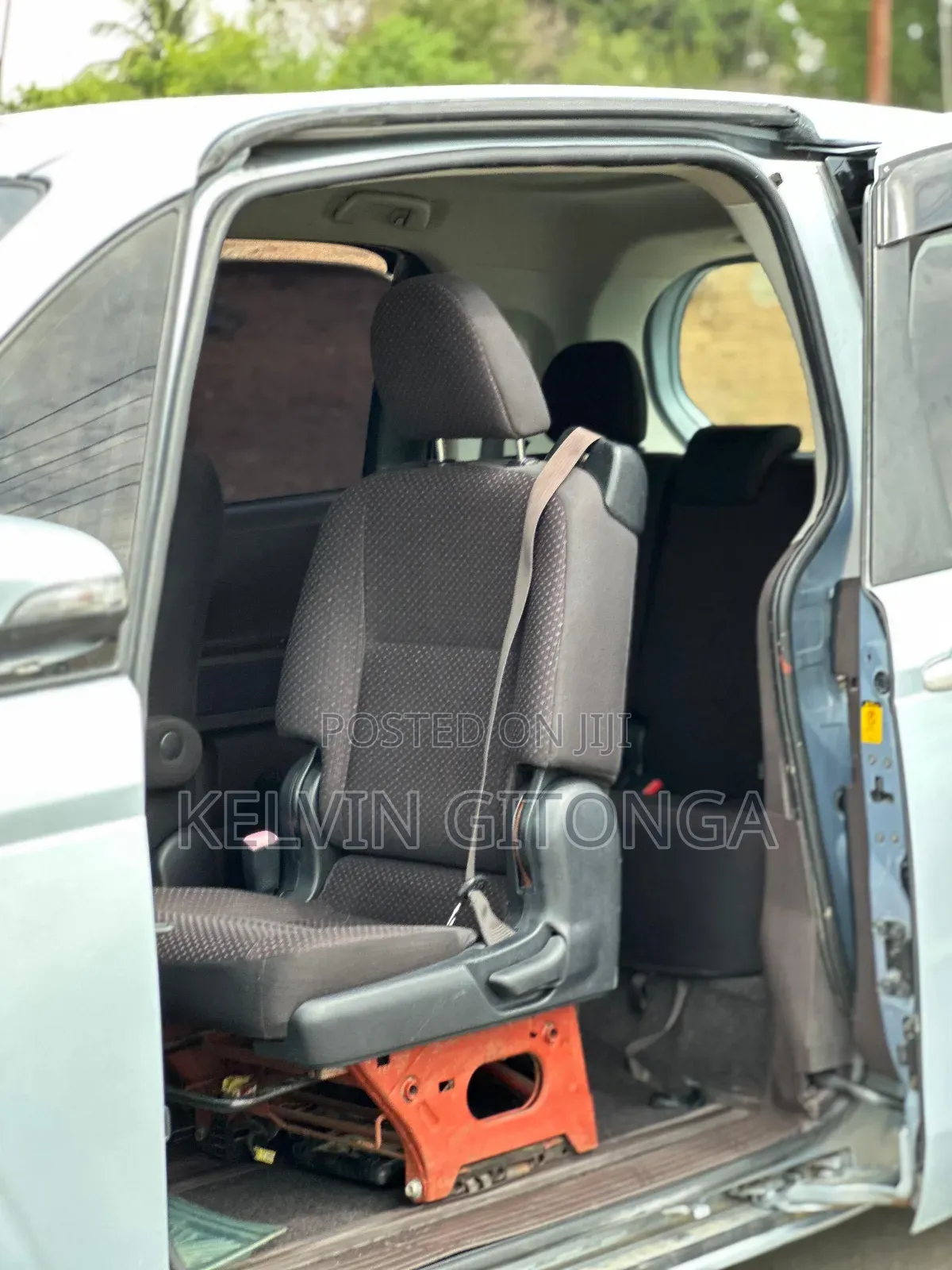 Toyota Spade 2014 Blue