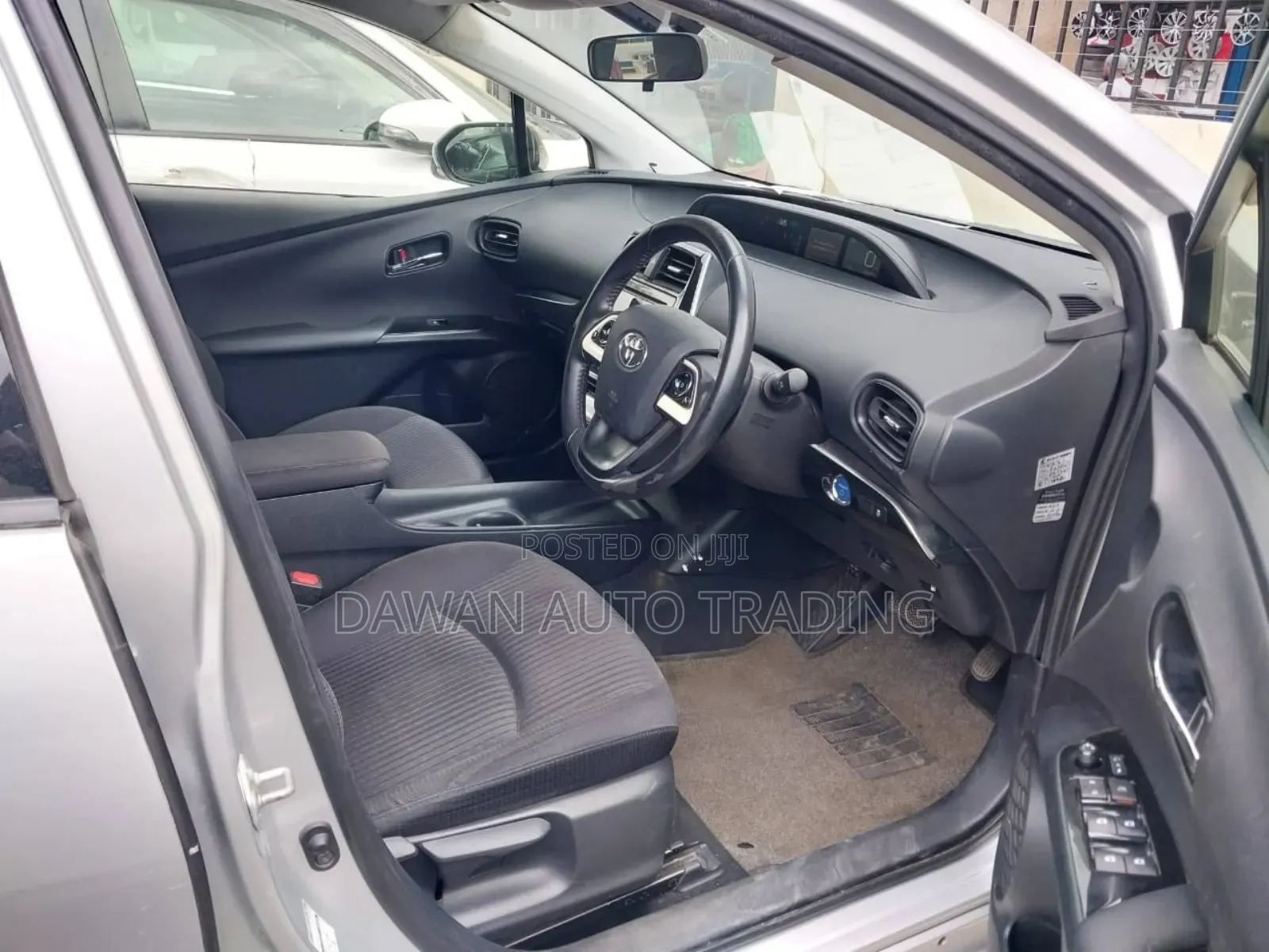 Toyota Prius 2018 Silver