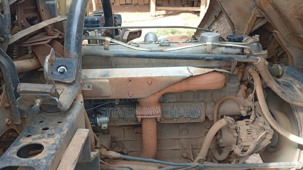 Mitsubishi Fh Local 2017 White - thumbnail 5