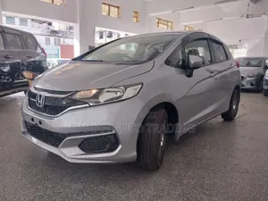 Honda Fit 2019 Silver