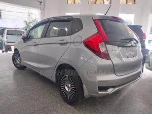 Honda Fit 2019 Silver