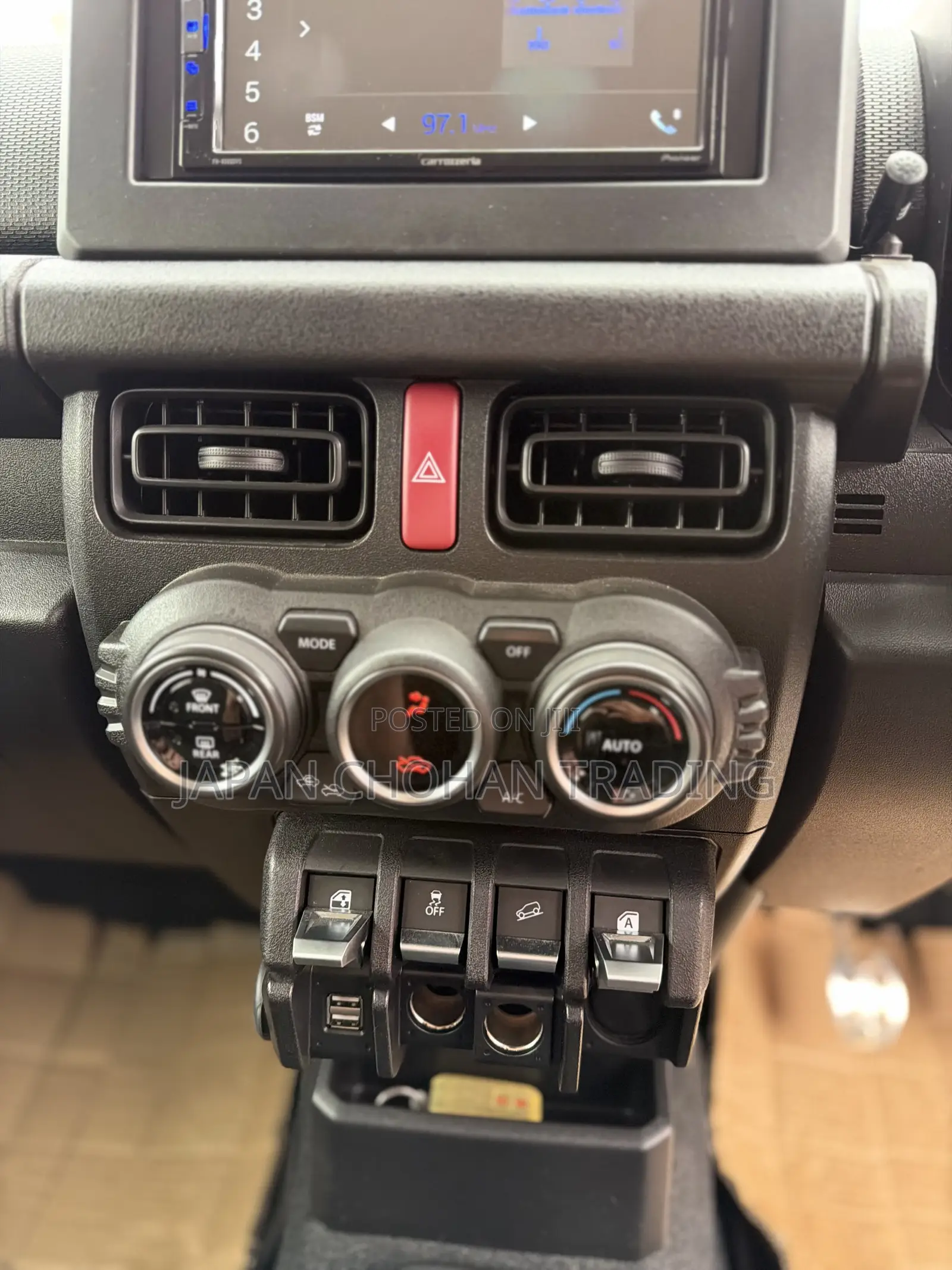 Suzuki Jimny 2019 Beige