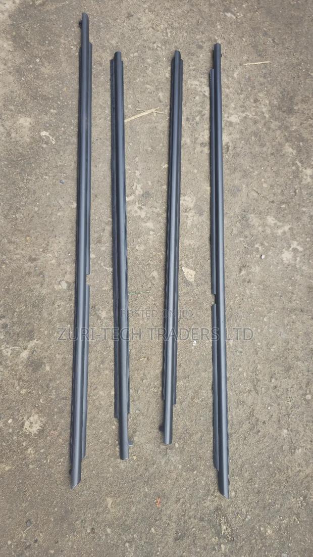 Allion/ Premio 260 Weather  Strips