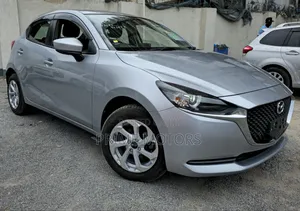 Mazda 2 2019 Silver